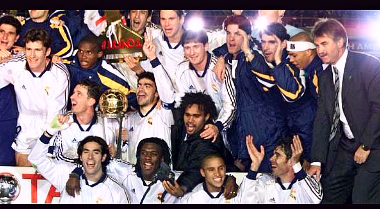 SamuelEtoo's tweet photo. Twbk..!coupe intercontinentale 1998! Ce fut le début d'une longue histoire..!#Godblessed#@realmadrid#winner#younger# http://t.co/C2iP41CqoU