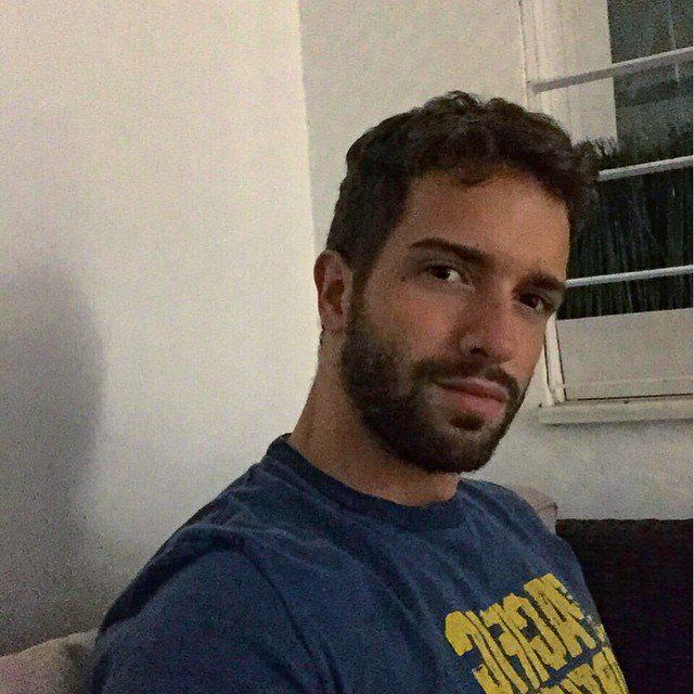 pabloalboran's tweet photo. Loco por verte! 
#TourTerral2015 http://t.co/eI1Aa0dMRS