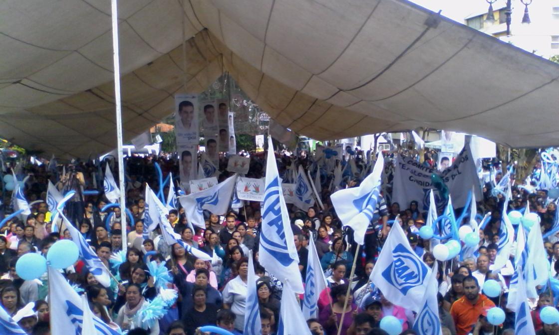 jazmins27089150's tweet photo. Lleno total!!! Un excelente cierre @CamiloCL_ vamos a ganar!! Ahorita lo demostramos y el 7 de junio lo Reafirmaremos http://t.co/lATwHnPnMR