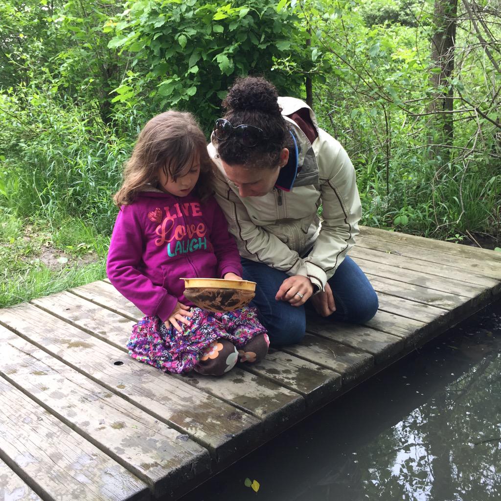 JennaSchertzer's tweet photo. @TVAelementary What a fantastic time exploring Hillman Marsh. Thanks to all the parent volunteers #tvaelem #tvaey http://t.co/LqKNvQHGDP