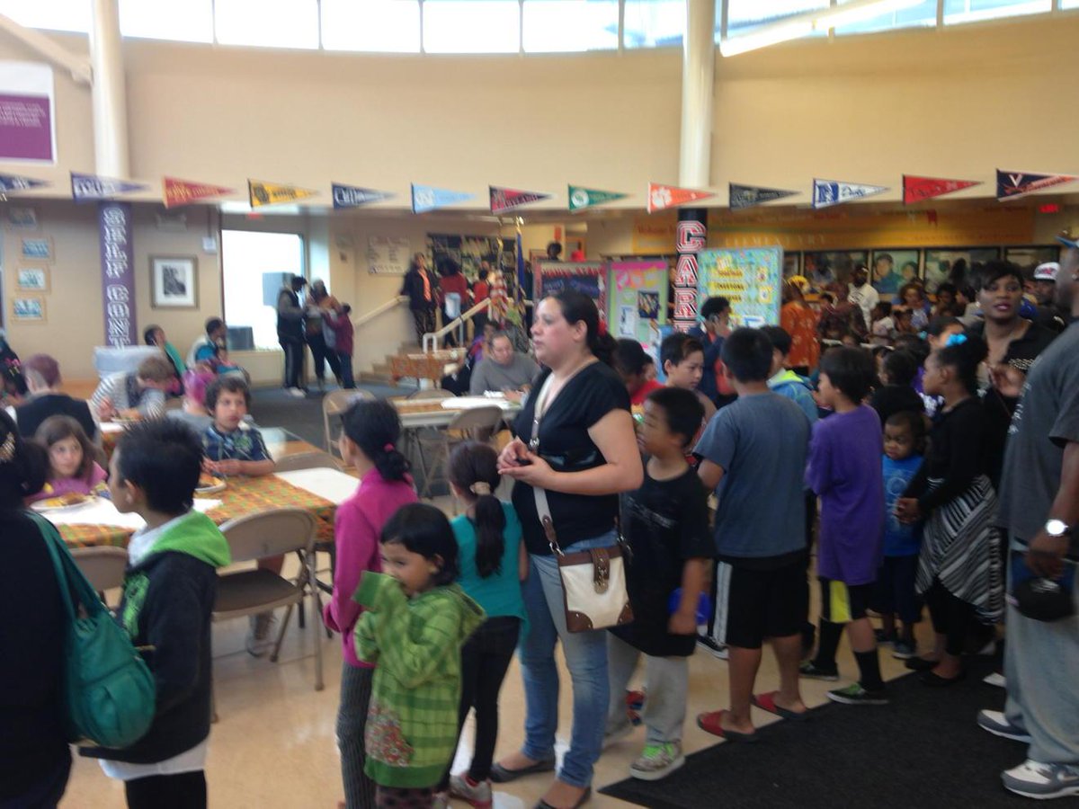 VentoElementary's tweet image. Vento&apos;s cultural celebration!  Thank you CWC!