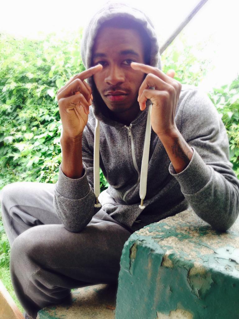 RichyBands_'s tweet photo. 🎯😎 http://t.co/8ohxkL0qUz