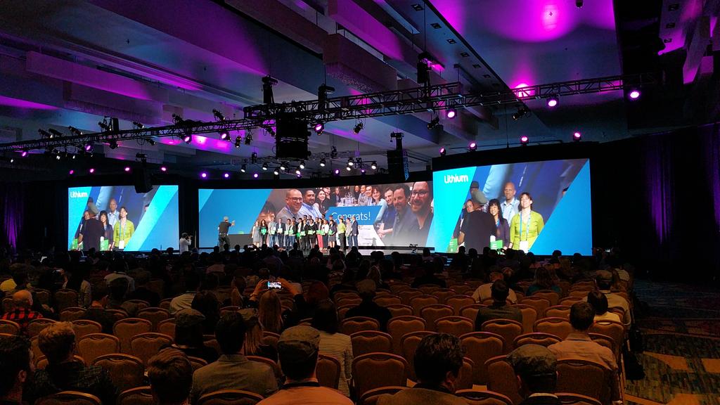 rickyshin's tweet photo. Kudos to all out heroes, stars , all-stars who make @LithiumTech awesome! #linc15 http://t.co/jyErHcLjuK
