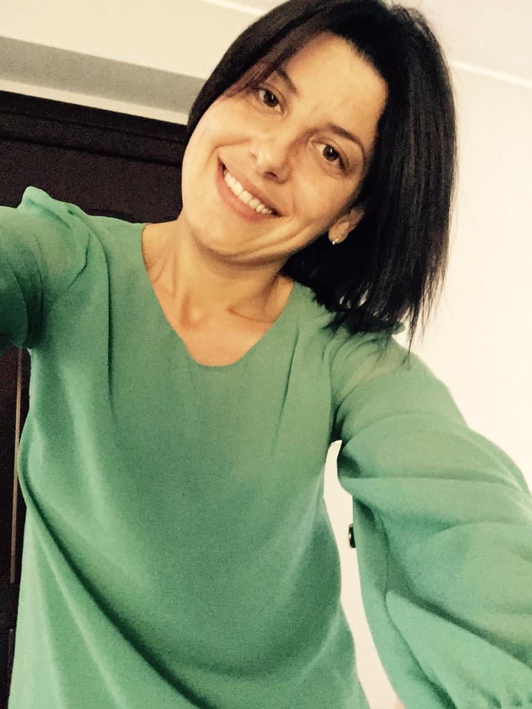 BrendaCipolla's tweet photo. Cambio look!! 😀 http://t.co/teCunCaxV5