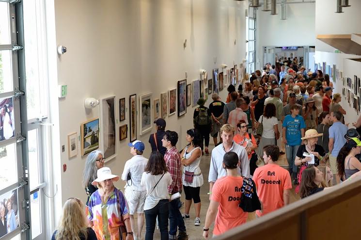 Arts4LA's tweet photo. The Definitive Guide to Los Angeles Art Walks #LA #ArtWalk
http://t.co/2hWYd7JjIU http://t.co/gVL02QWqxZ