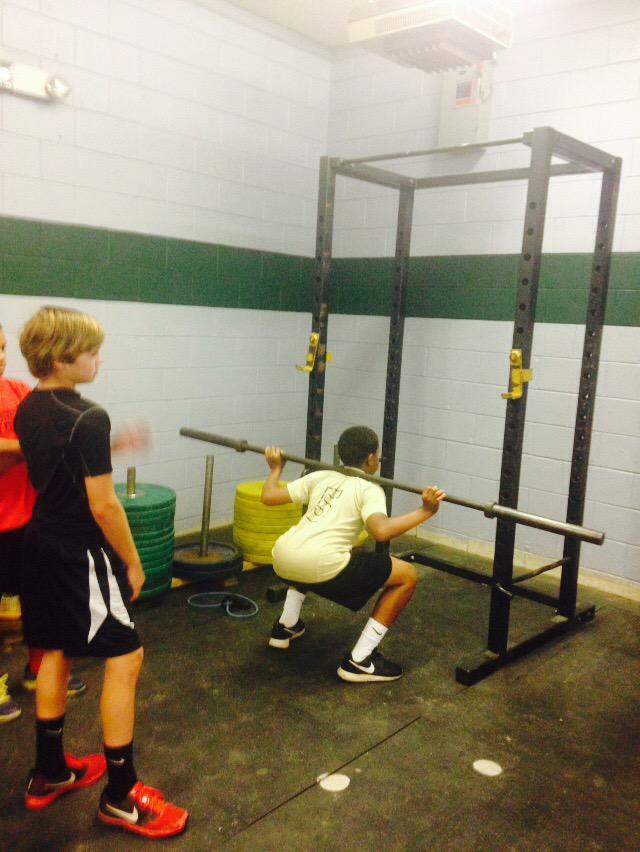 coach4949's tweet image. #formfirst#thenweight#bigdreamers