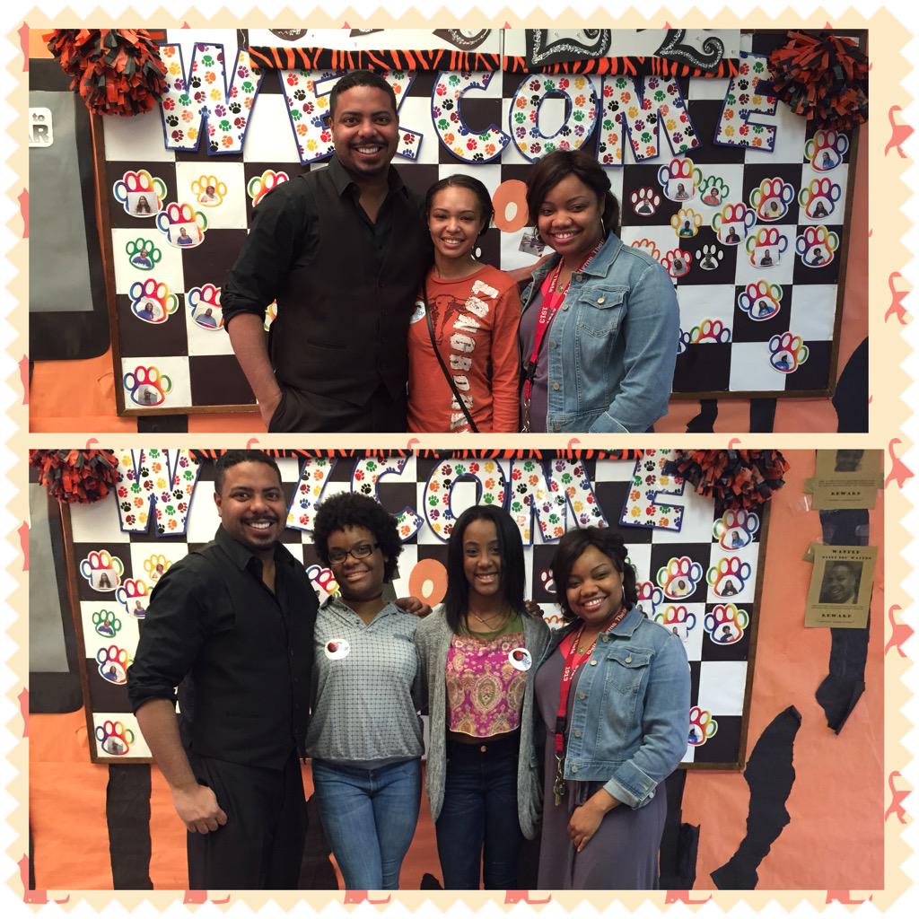 TheParksLISD's tweet photo. Former students of RPM! Now students at TownView Magnet and W.T.White! http://t.co/5DmdtE9eUR