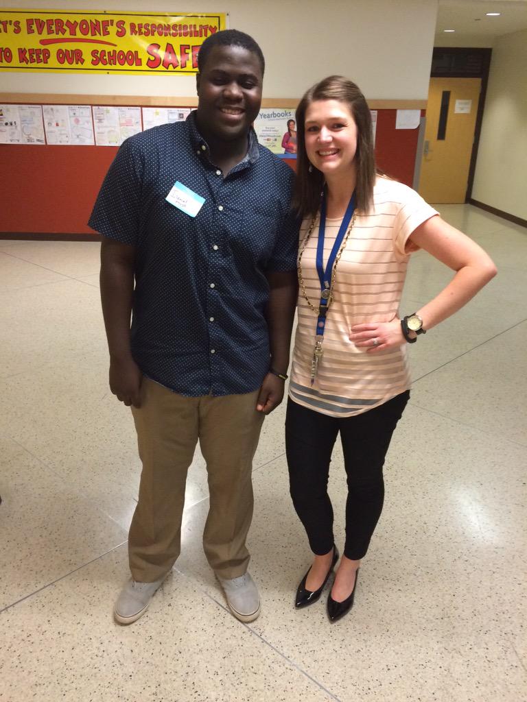 mrsbullerman's tweet photo. #LHCGiants Senior Reunion: We are SO PROUD of our former @LHCMagic students! #wearewayne @LHCWilson http://t.co/ic1iQKHXDV