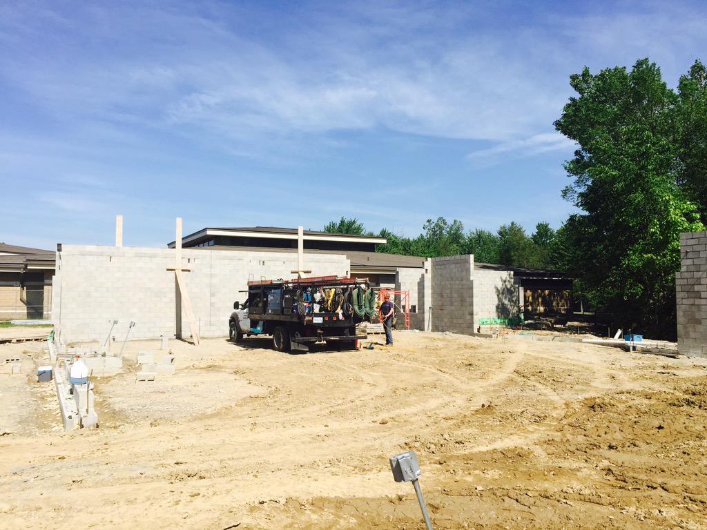 BusinessBarr's tweet image. Construction of the new classrooms at Deerfield is taking shape.