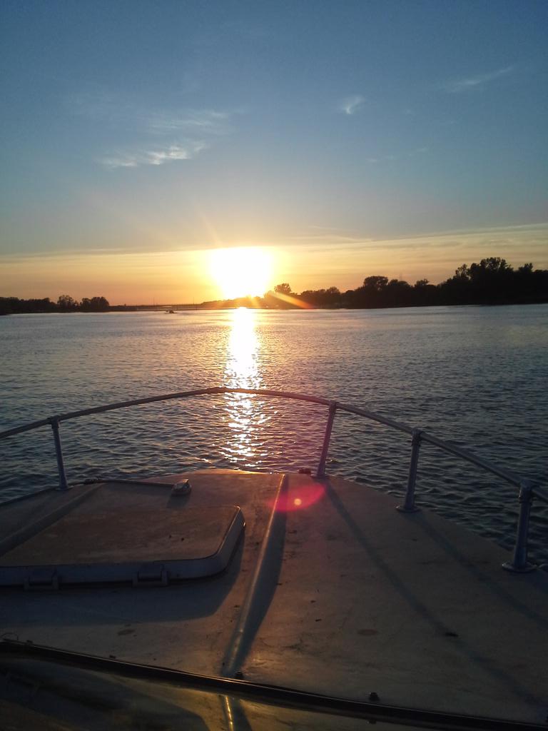 lakefever420's tweet image. Glad to be back on the water!!! #lakefever is back baby!!! @jaymag11  @toppertunity #thewaytofish @ScottyProducts