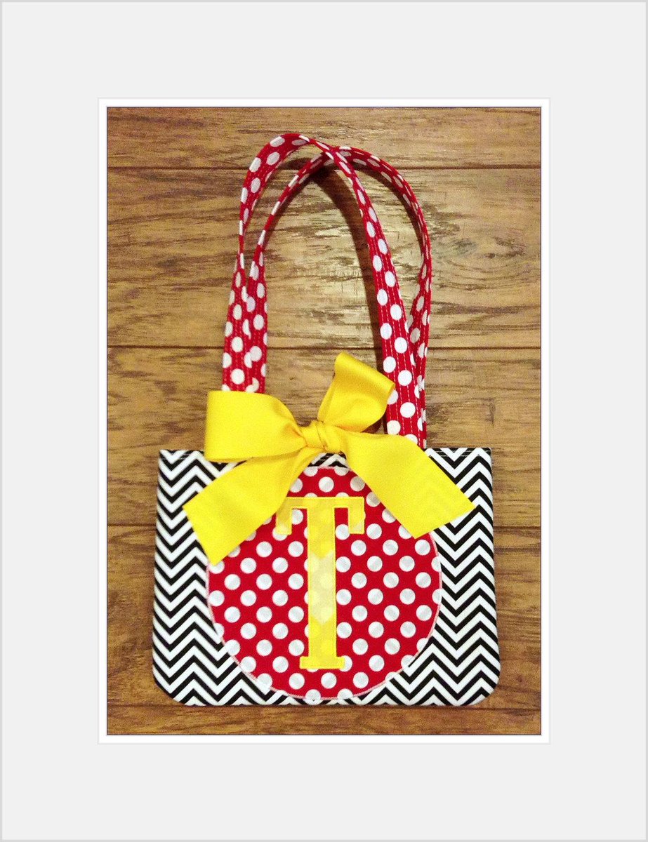 Alex_And_Ria_'s tweet image. Personalized Girls Tote Bag Flower Girl Gift Red Yellow Black Wedd… etsy.me/1jgQvrB #Etsy #CustomizedToteBag