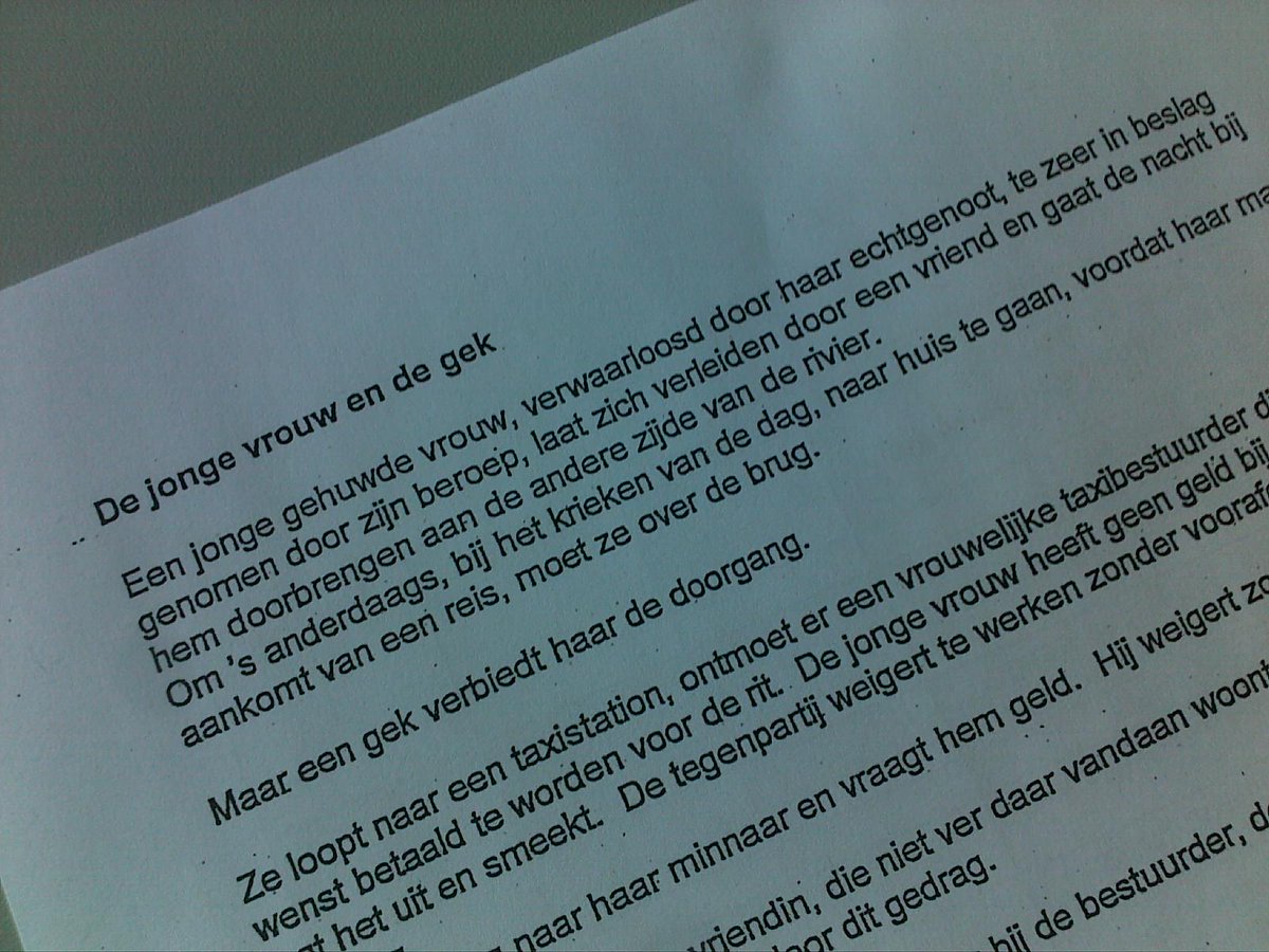 CreazyForum's tweet photo. Training #Management &amp; #Communicatie #CaLog #Politie ism @PLOTLimburg - Centraal staat de jonge vrouw en de gek :p http://t.co/6vK5FLFZGJ