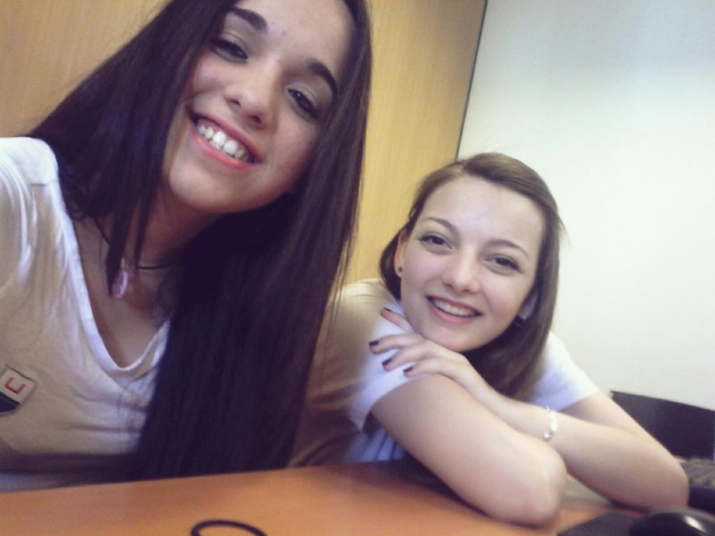 ldiaazz96's tweet photo. Buenos días! 😍🙌✋ @GalletaBandida http://t.co/12ncc6LAUr