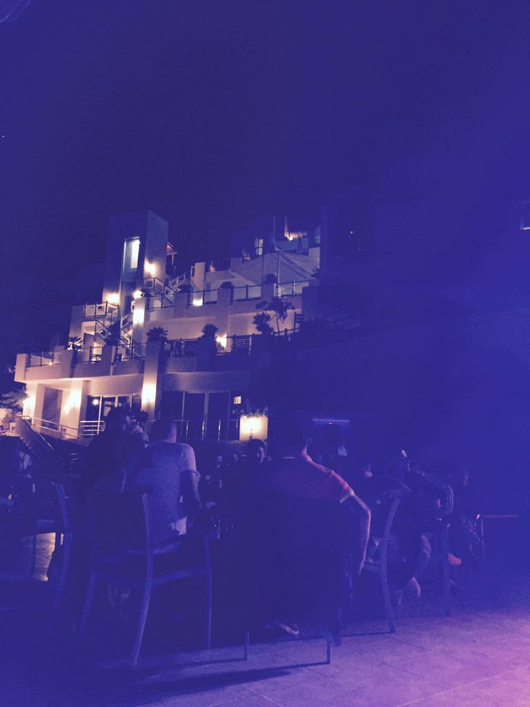 levelorgnzsyn's tweet photo. Bodrum Tatilimiz 
Light House @MertcanAlsac 
İrtibat: 0533 351 7690 http://t.co/SO6F9bn4oh
