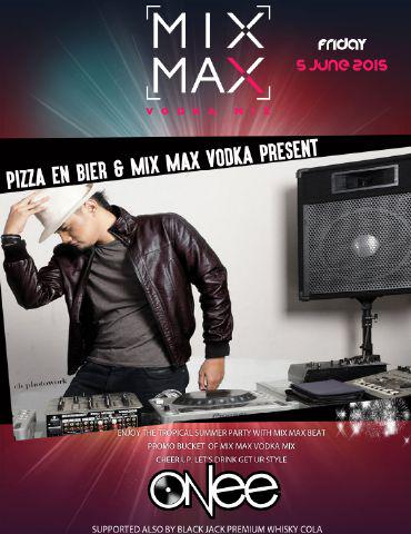 waveprod_sby's tweet photo. Pizza en bier Sutos  Surabaya Present Friday 5 June 2015 with Guest DJ Onee (Wave/Coyote) @WAVEprod_  #EdmSurabaya http://t.co/ztpWLIypTL