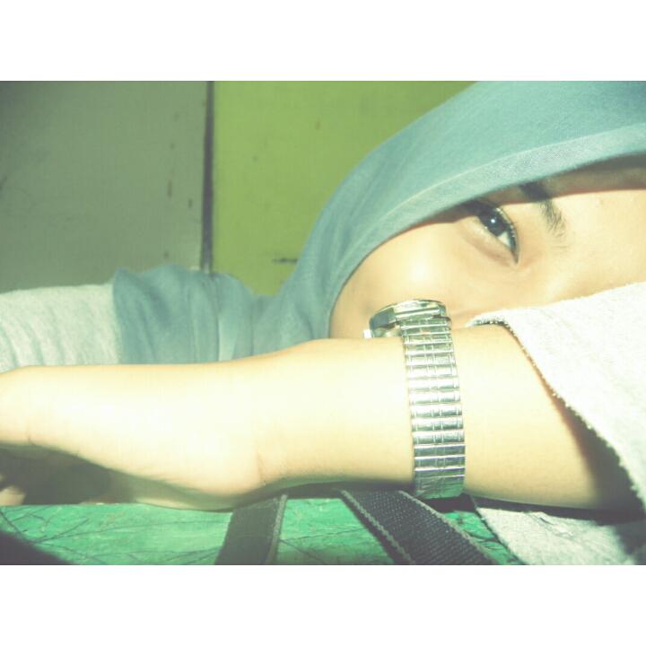 Annisa99Aulia's tweet photo. tetapla brsamaku jd teman hidupku~ http://t.co/U7sjb5oXPr