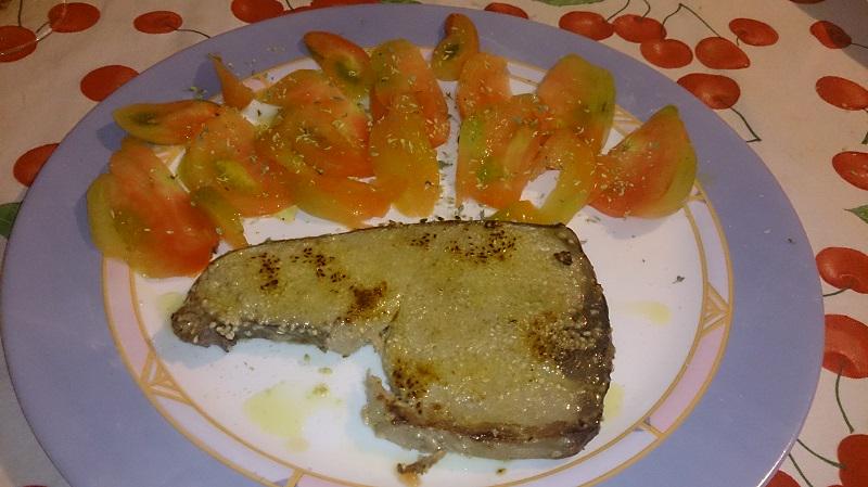 SoloRicetteBlog's tweet photo. Ecco come cucinare un bel trancio di tonno http://t.co/rfvRiaAulv http://t.co/CA1Miu8kk1