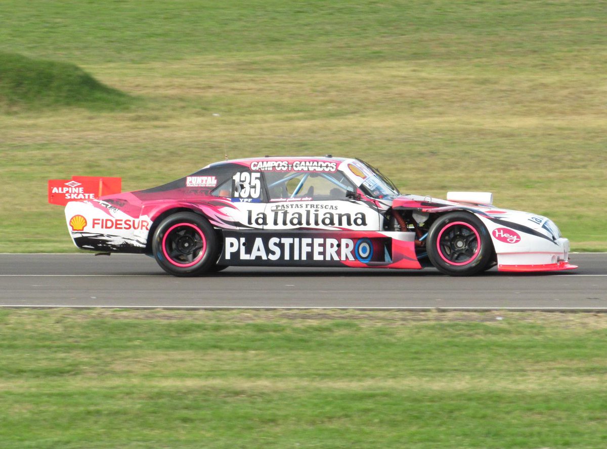 AnabelDun's tweet photo. #TCPista #TCConcepcion | @Nacho_Julian (Chevrolet #TCP135 - @EquipoJetRacing) - Fecha 5: Concepción del Uruguay http://t.co/68AbO8LYkP