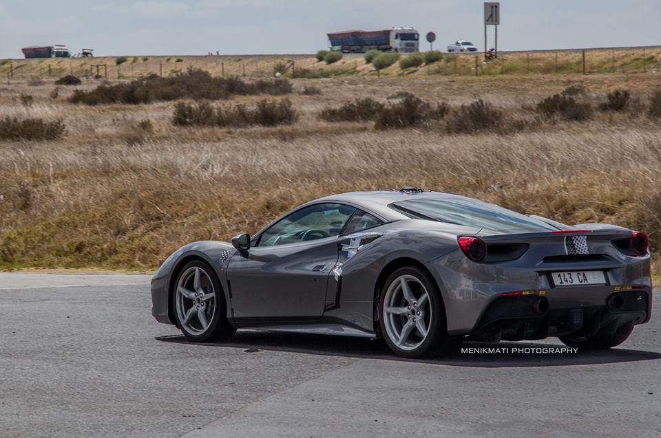 carporn2015's tweet photo. Ferrari 488 👌👍😱 http://t.co/t64pvk5E6z