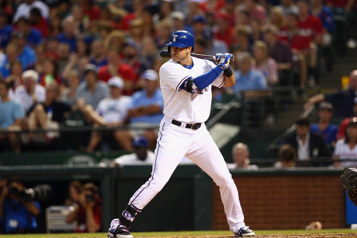 SportsCenter's tweet photo. Superstar Status! Joey Gallo becomes first Rangers player to hit home run in first two career MLB games. http://t.co/Xvb3LY1P3N