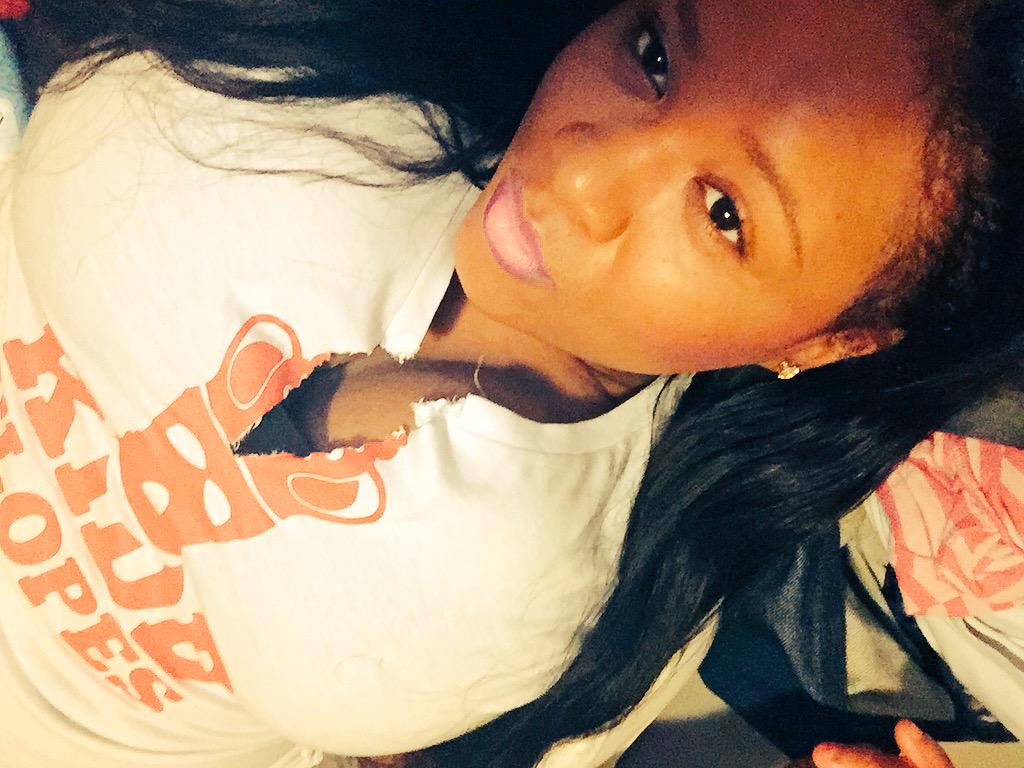 BratBitchie's tweet photo. 😍😘 @BeatzbySlopes #KiddSlopes🙈💰😎 http://t.co/WdbY0fak00