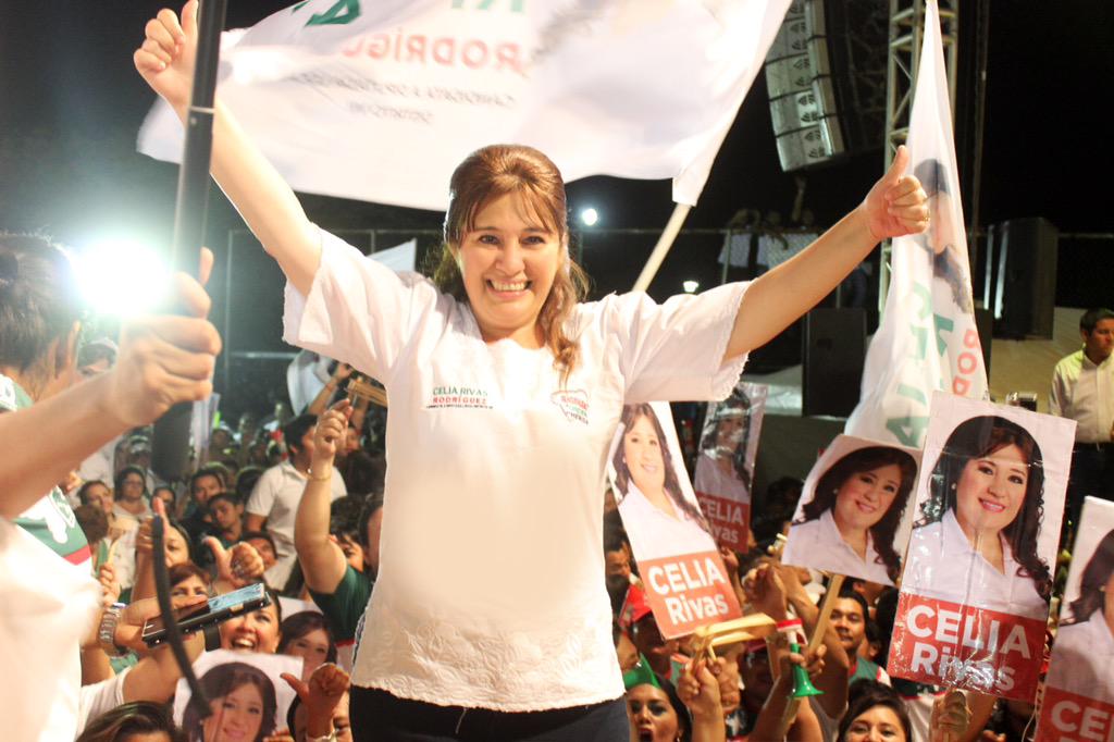 CeliaRivasR's tweet photo. Hoy, 25,000 personas fueron testigos de que mis compromisos los cumpliré. Voy a trabajar sin descanso para ello http://t.co/rgALfreXBb