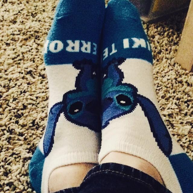 SirenSirius's tweet image. Somebody is smiling back at me...with quite the devious little smirk. #socks #stitch #stit… ift.tt/1MnDnfV
