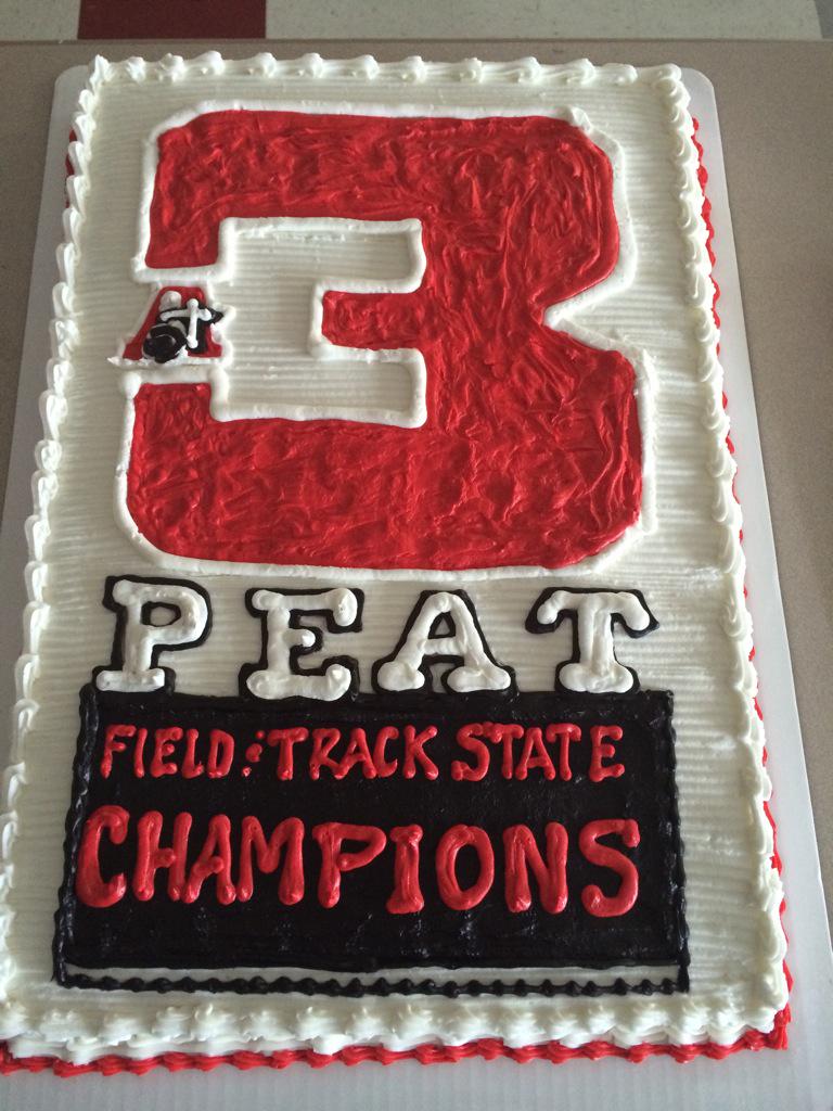 AssumptionTrack's tweet photo. Enjoyed celebrating another incredible season. Great memories with some special young adults #ReDefiningtheGrind http://t.co/VneKzBt2W1