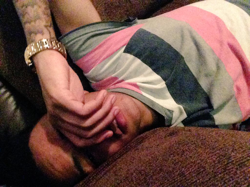 XIIIDaimyo's tweet photo. When you waiting on a text back http://t.co/JZnxV0OCHR
