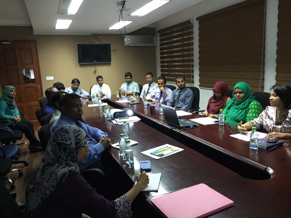Yameen2O23's tweet photo. Gender sensitization session for Business Centre team, conducted by Gender ministry team. #PrMed. http://t.co/BG9Fq1MFym