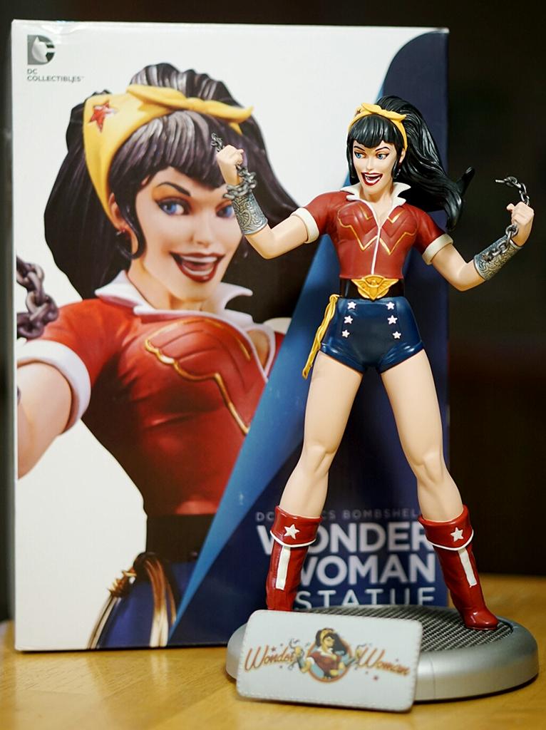 Gail_Salamanca's tweet image. I was just going to stick with the #HarleyQuinn in the #DCBombshell line but the sculpts and art are so good!