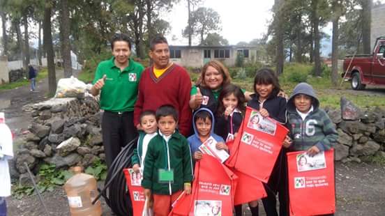 KaryGuillenC's tweet photo. Vamos juntos al triunfo ,gracias gente hermosa de Tlalpan esté domingo 7 de Junio Tlalpan sé transformará http://t.co/FjBxISu7Pp