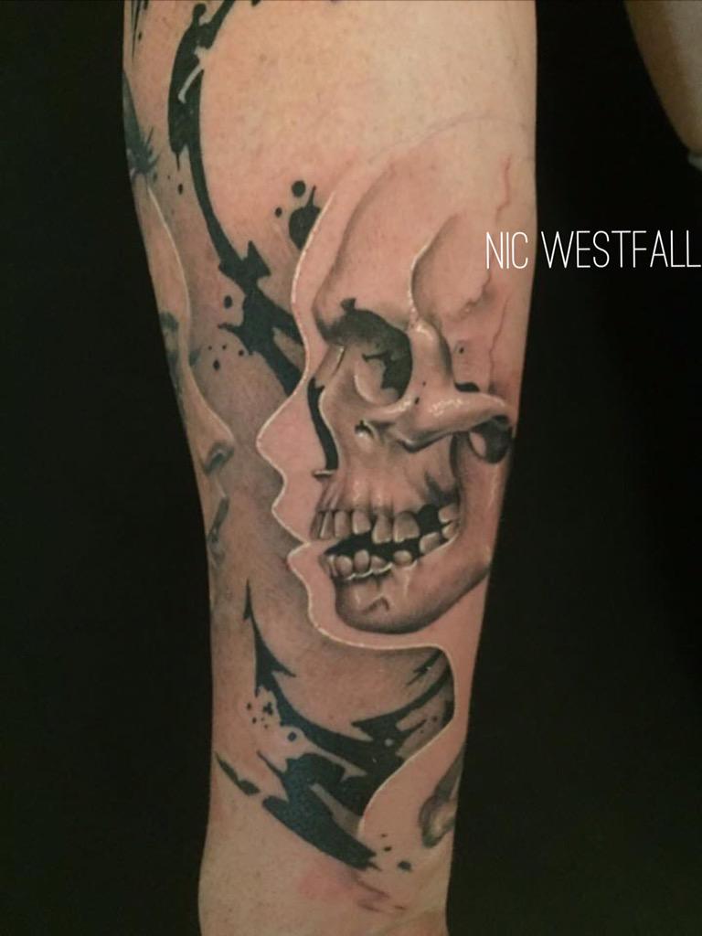 westfalltattoo's tweet photo. #nicwestfall #westfalltattoo #skull #sleeve #tattoo #artist #blackandgrey #california #skulls #realism http://t.co/BDjjG7np75