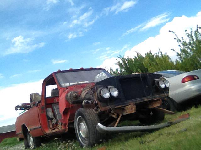 MetalRedNek's tweet photo. Nothing better that getting baked all day working on this old slut #68GMC #ProjectTruck http://t.co/8Si1CTgomR