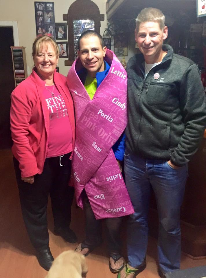 Some of my nutty friends are carrying a life-size pink ribbon around Swaziland... :-) facebook.com/VanHaywood/pos…