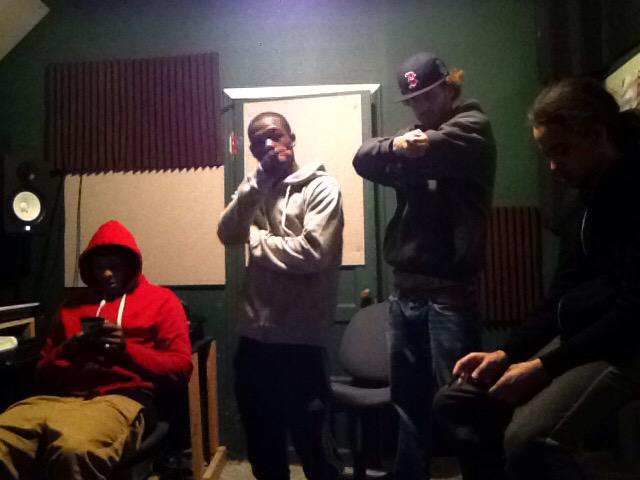Da_Bando_Studio's tweet photo. http://t.co/qoFJ1x5vLA