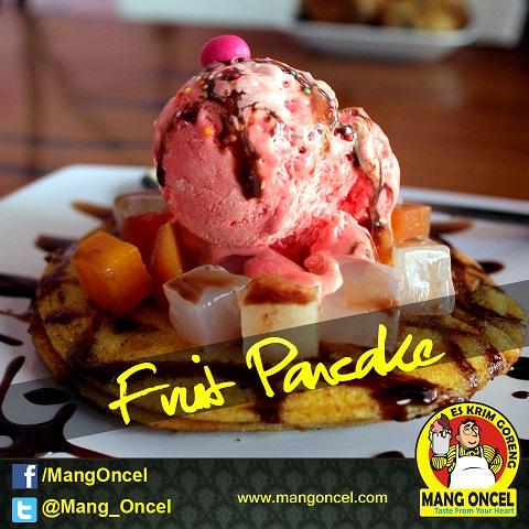 Mang_Oncel's tweet image. Nah Fruit Pancake ini cocok jadi moodboster kamu di siang yg panas ini.