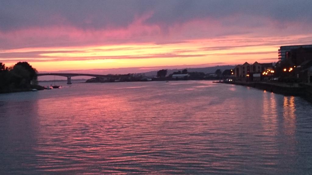 chantry5's tweet photo. Am I too late for #britainsbestviews?  @GMB this is Barnstaple Devon. #sunset http://t.co/0VCER36PZl
