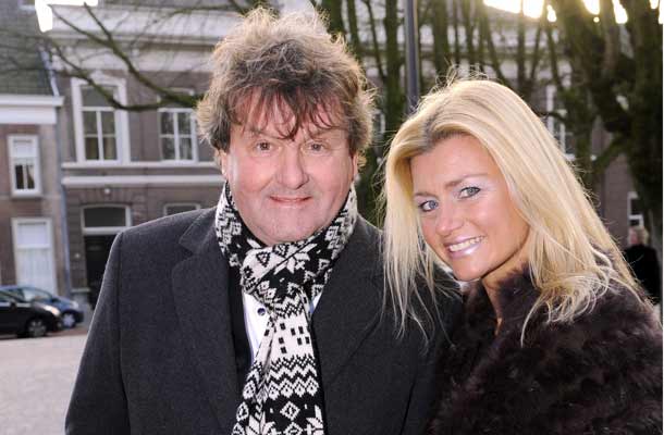 BN'ers zijn geschokt door de plotselinge dood Albert West. tvgids.nl/BNers_geschokt…