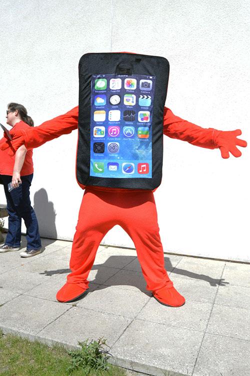 NKCollege1's tweet image. #Phonesafe #Dartford #KentFireBrigade @kentfirerescue thank you so much for being with us today.