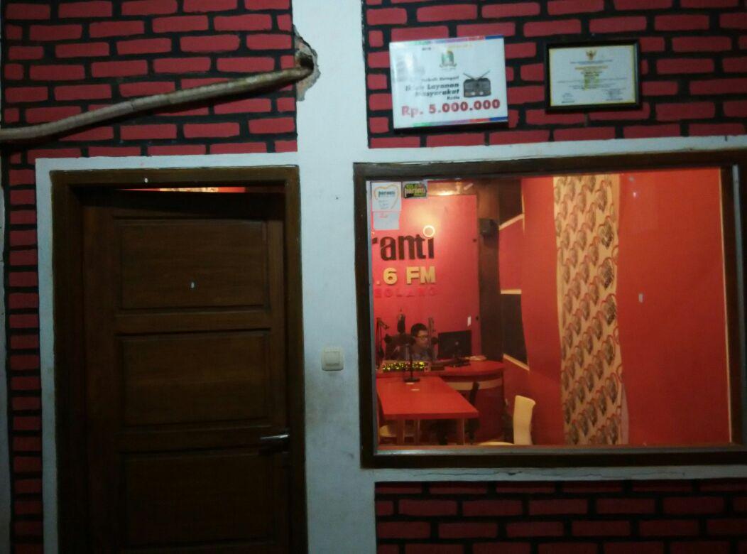 Sudan disini <a href="/parantifm/">RadioMuaraParanti 105,6 FM</a> 105,6 FM. Stay tune ya!