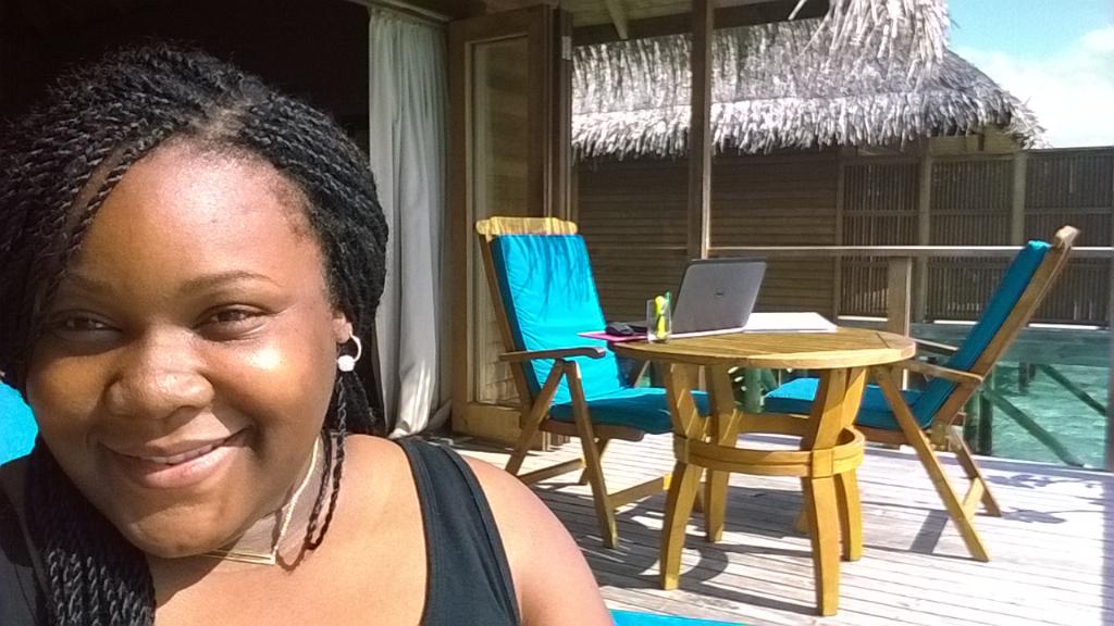gritsandkale's tweet photo. #TBT #MissingMaldives That one time my office was in paradise. #Travel #PassportLife http://t.co/PD1vHKSRqv