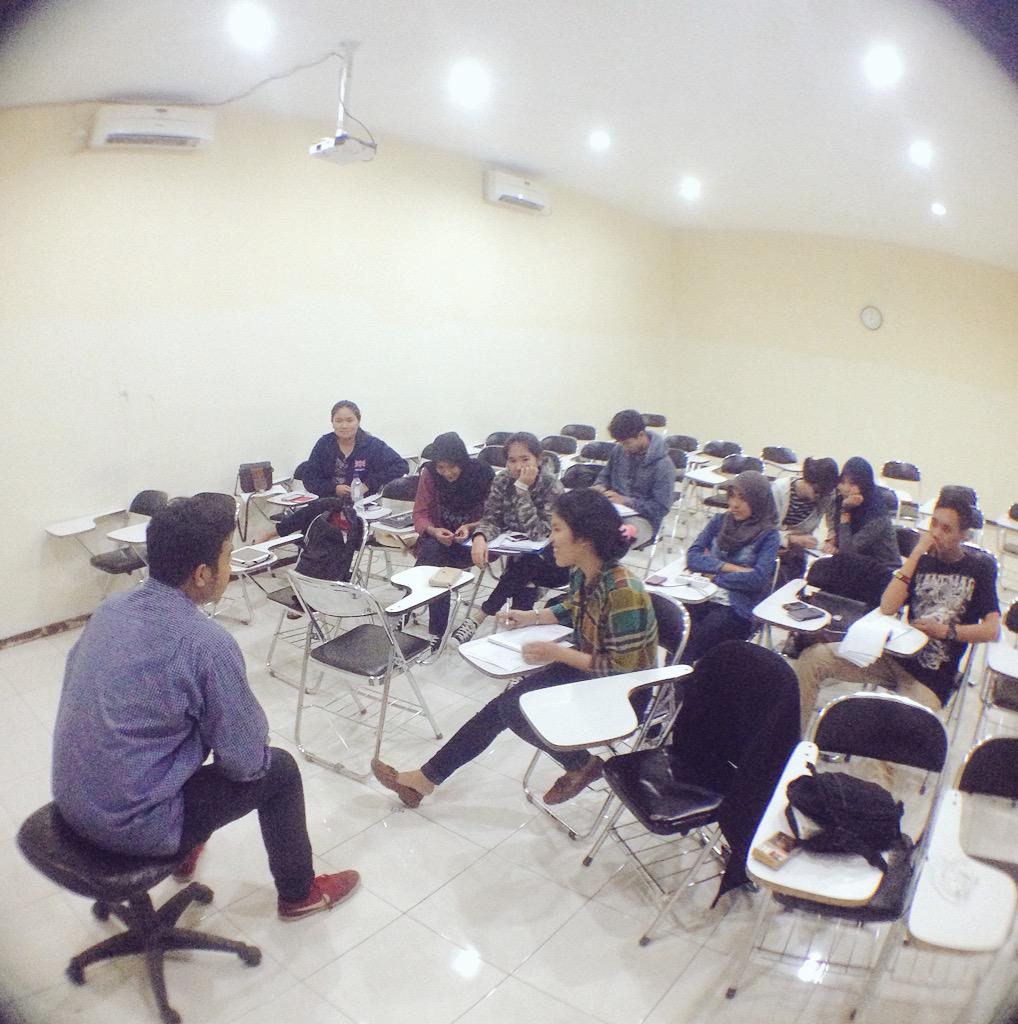 Goodnight guys!!! Malem malem gini kita lagi ngadain Gathering Ejou loh, semangat buat kita 😘☺️ | <a href="/ESA_FIBUB/">English Stud. Assoc.</a>