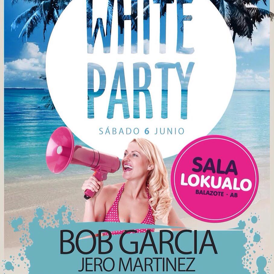 Este sábado nos vemos en <a href="/salalokualo/">sala lokualo</a> #fiestablanca #summer15 <a href="/djbobgarcia/">Bob Garcia</a> @djjeromartinez ,cocktail, frutas, vente!!