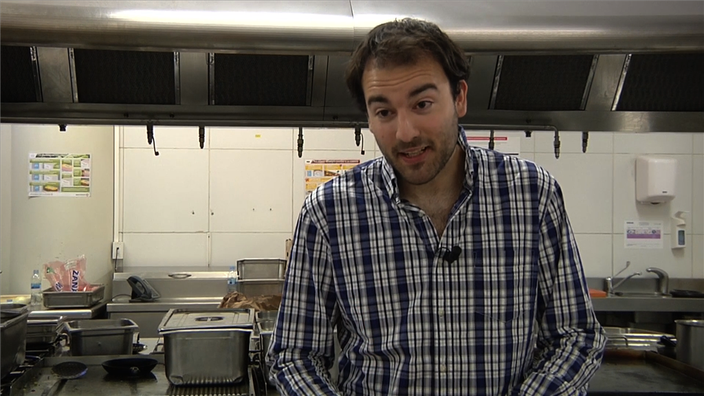alpunto_tve's tweet photo. Las 5 claves para entender las etiquetas de los alimentos! http://t.co/aBOLxVn4y6 - VIDEO - @Midietacojea http://t.co/29RoHhf191