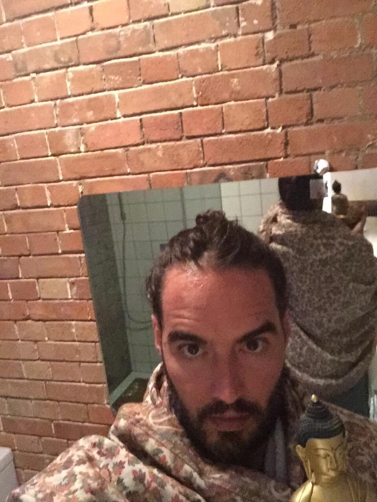 Russell Brand on Twitter "Selfie or no selfie. http//t.co/oXgMVd4KgY"