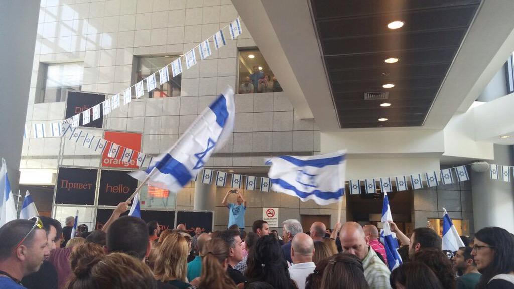 Voir l'image sur Twitter Voir l'image sur Twitter