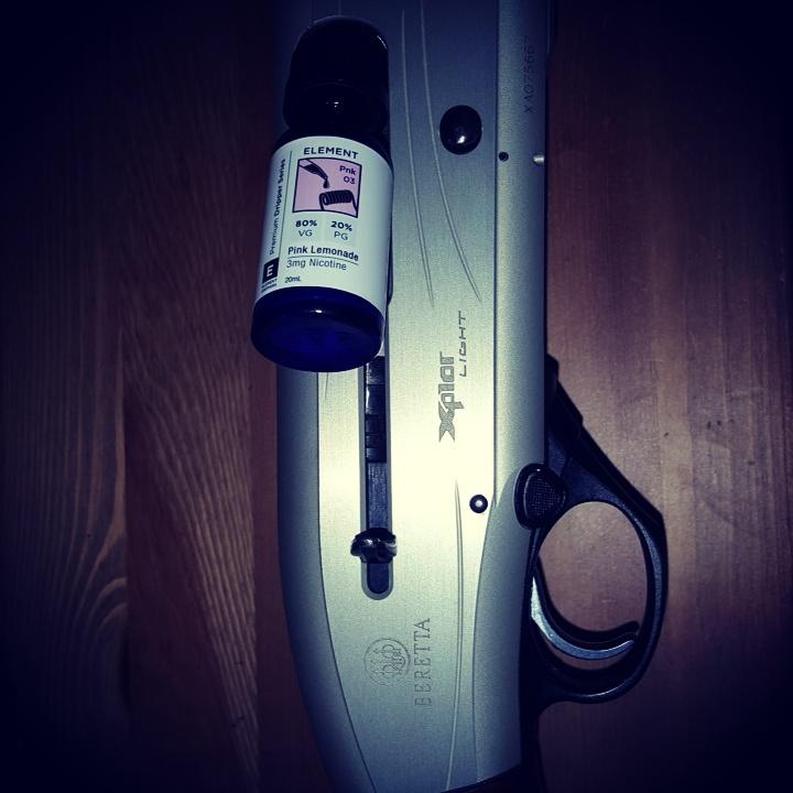 moonVapez tweet media