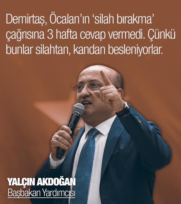 YilmazHalim16's tweet photo. HDPKKAkdoğanıHedefGösterdi

PKK'nın sitesi Özgür-gündem Yalçın Akdoğan'ı hedef gösterdi!

http://t.co/qahJwEhjib http://t.co/O9XhiQlsFC