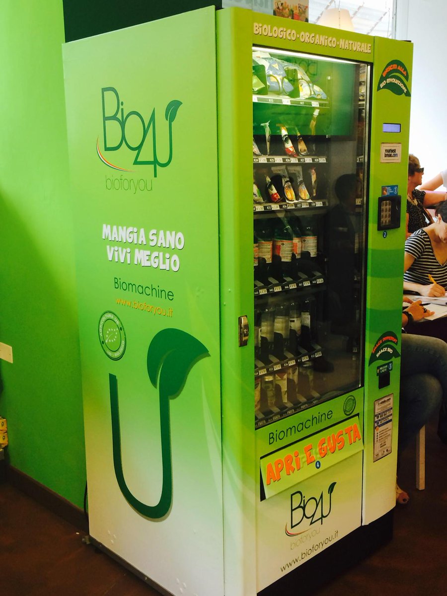 carrarars's tweet photo. A Milano per la presentazione di #Bio4U le prime bio machine per la distribuzione di snack #bio #expo2015 http://t.co/a8aVGvoOk2